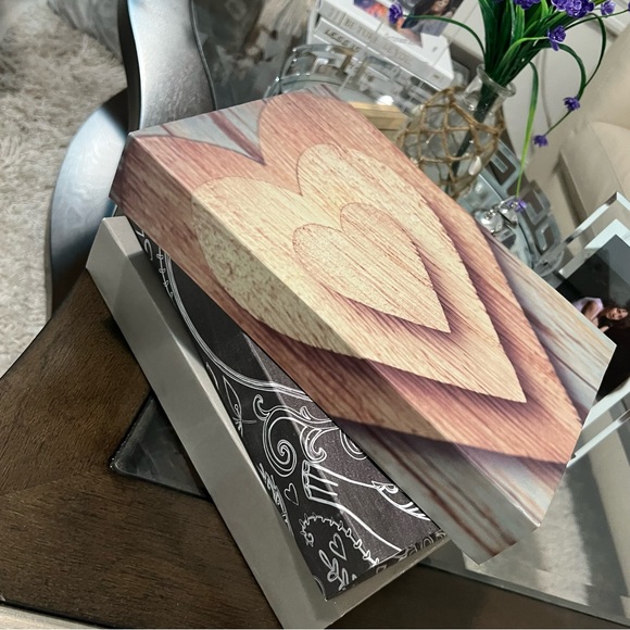 3 Decorative books - Picture 5 of 9